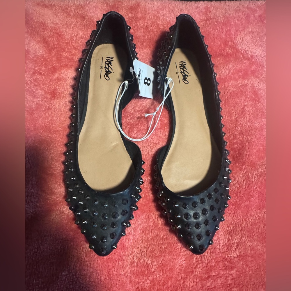 Spiked Black Flats Shoes Sz 8